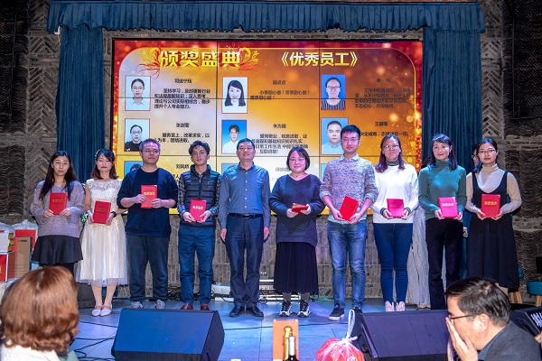 港澳六宝典全年资料